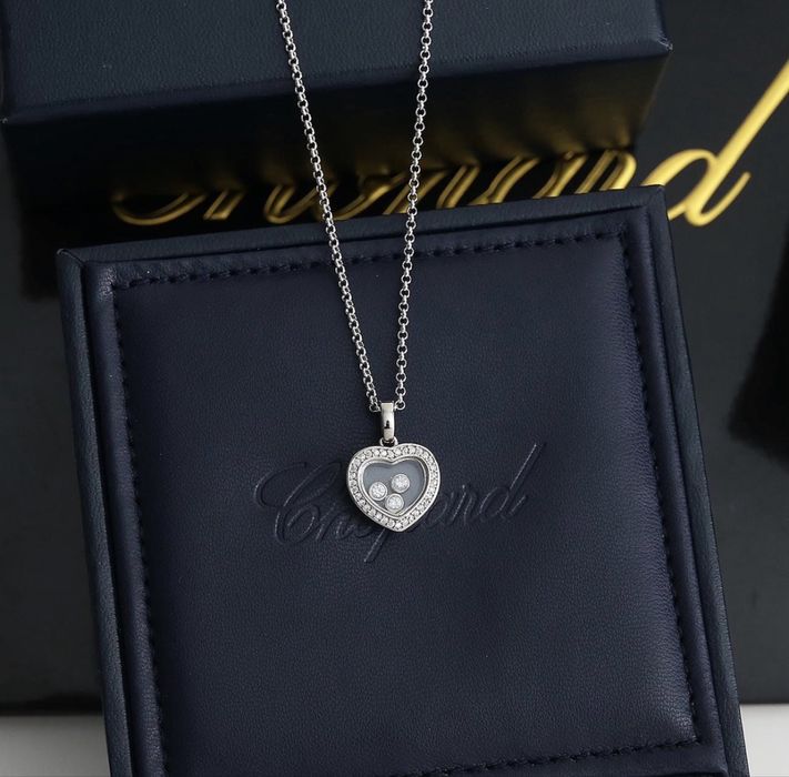 Колие chopard ново с кутия