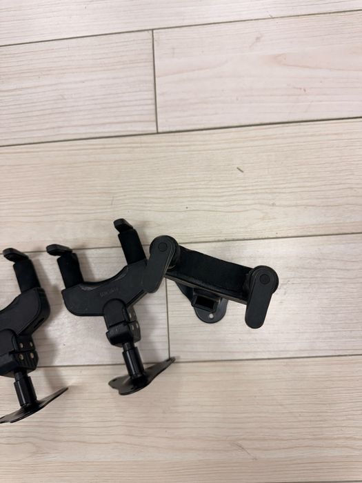 Настенные держатели для гитар