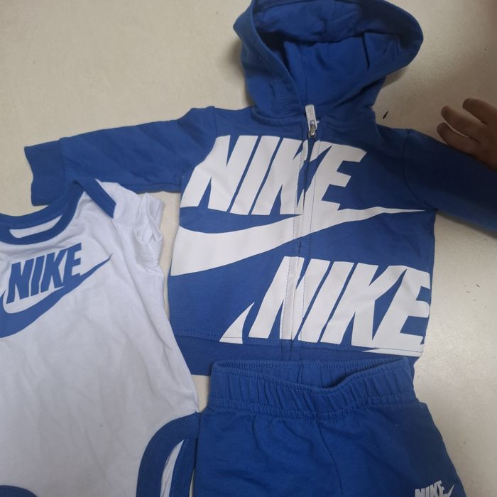 Set bebe nike 0 luni