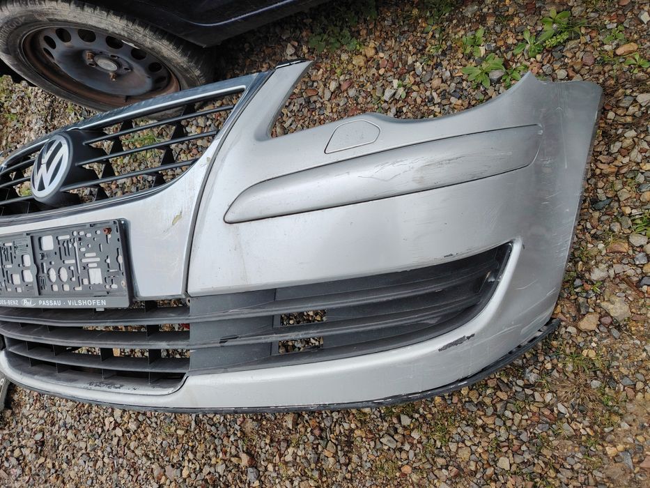 Предна броня за Фолксваген Туран 2007-2010г. / VW Touran facelift