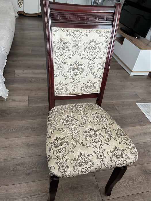 Продам стулья 6 штук