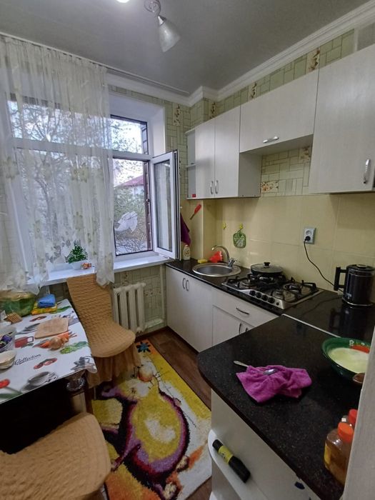 Продается 2 комнатная квартира