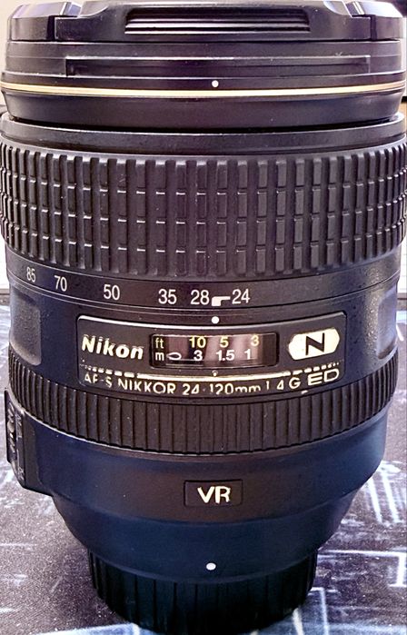 Obiectiv 24-120mm f/4G ED VR AF-S NIKKOR