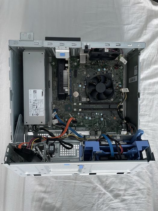 Dell - I7-6700 / GTX 1650 / 16 RAM / 2 x 256 GB - SSD’S
