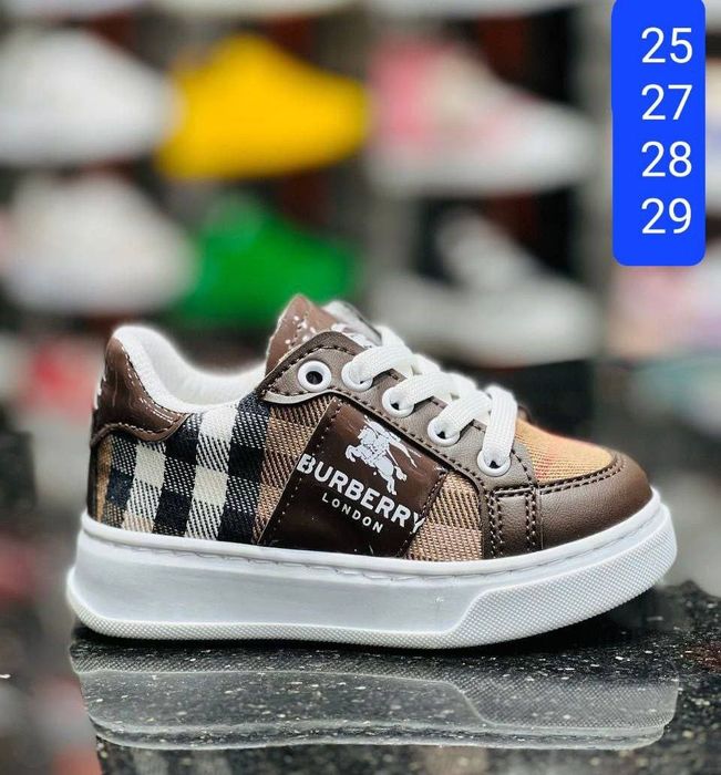 Adidasi fetite si baieti