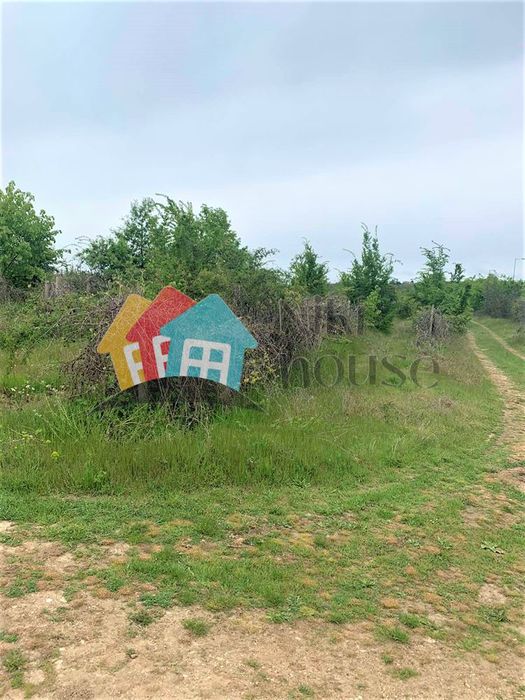 Продава се Парцел в Варна, м-т Прибой - 4210 кв.м за 53 €/кв.м - Снимка #3