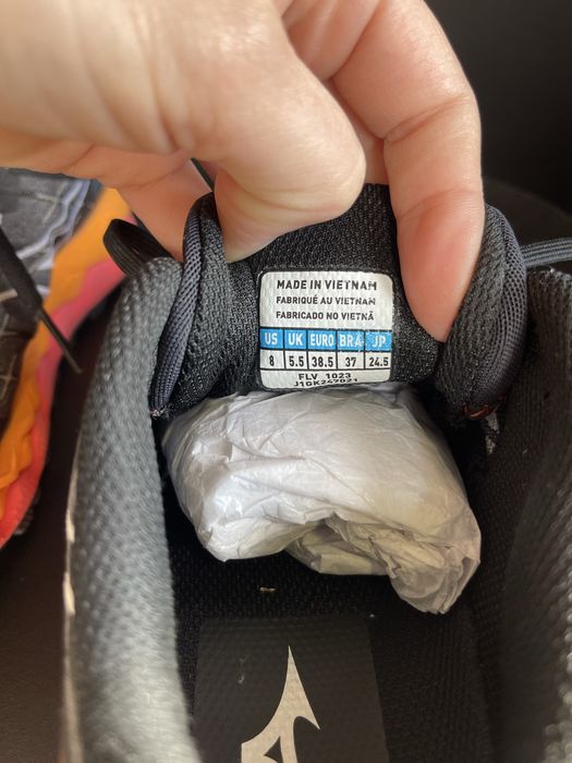Дамски маратонки отговарят на 37  MIZUNO WAVE MUJIN X  номер 38.5