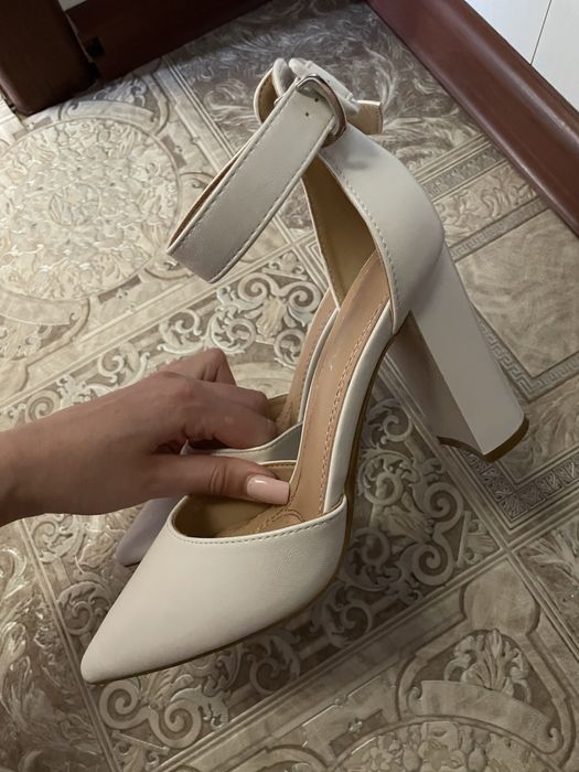 Туфли нарядные новые