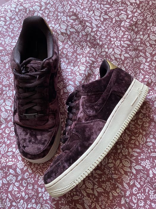 Nike Air force 1 velvet marime 40,5