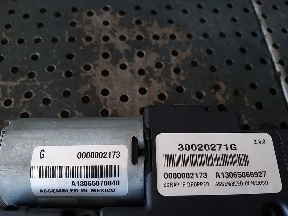 Motoras trapa jeep grand cherokee 4 wk wk2 30020271g 0000002173