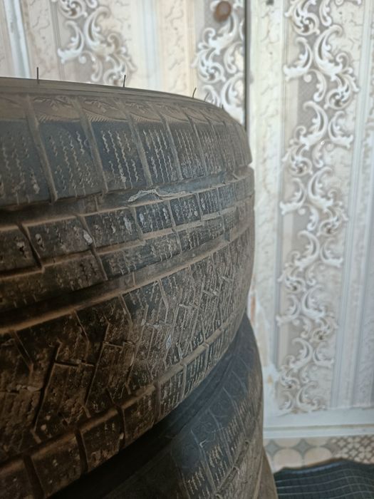 Продам Зимние шины