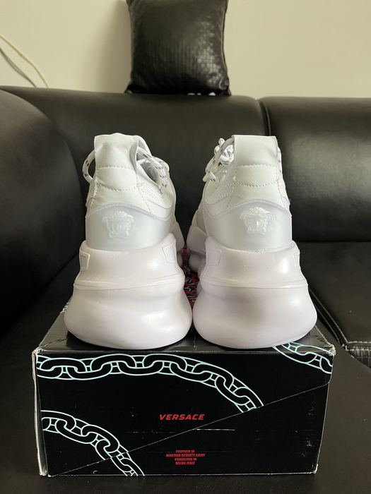 Versace Chain reaction