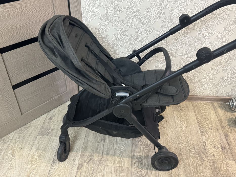 Продам коляску MStar