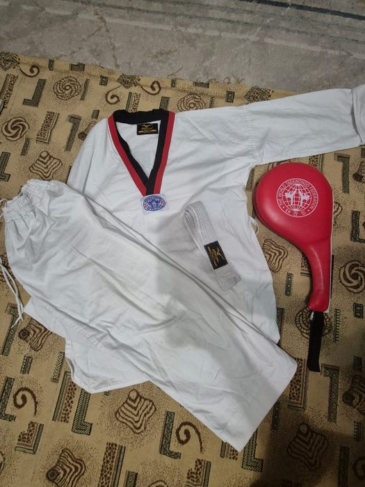 Одежда для таэквондо продам