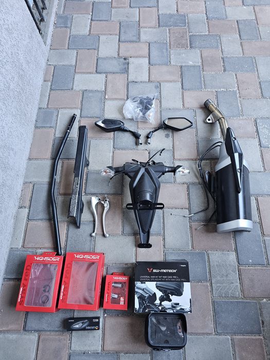 Kawasaki Z750 cu ABS,an 2010, evacuare eXan, șa custom