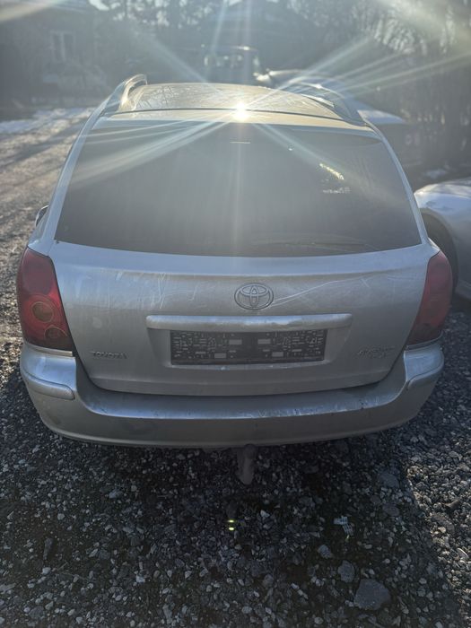 Toyota avensis 2,2 D-CAT 177ks na chasti/тойота авенсис 2,2д-кат 177кс