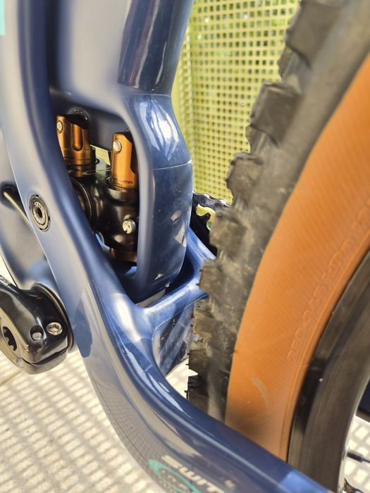 Yeti SB5 TURQ Series, carbon, mărime M