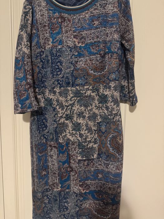 Официални рокли/тоалети с пайети камъни дантела