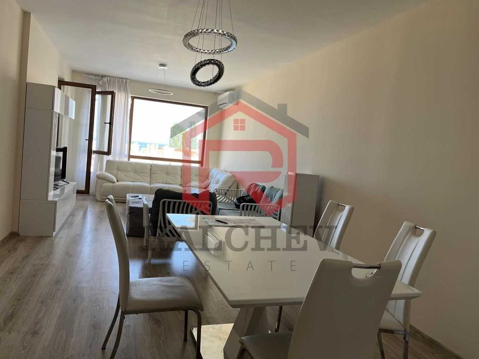 Дава се под наем Двустаен апартамент в Варна, Възраждане 3 - 65 кв.м за 561 € - Снимка #1