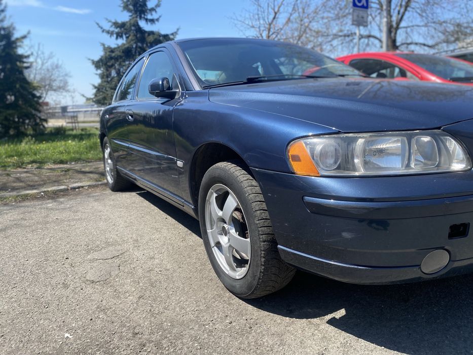Volvo S60 2.4 бензин