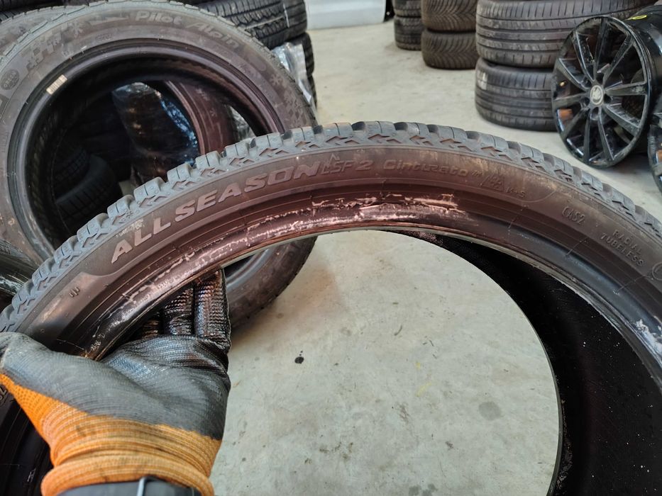 2бр.всесезонни гуми PIRELLI 235 35 19 DOT21 цена за брой