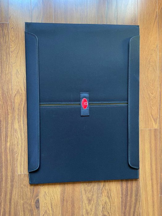 Папката за подреждане и съхранение на пъзели до 1500 части