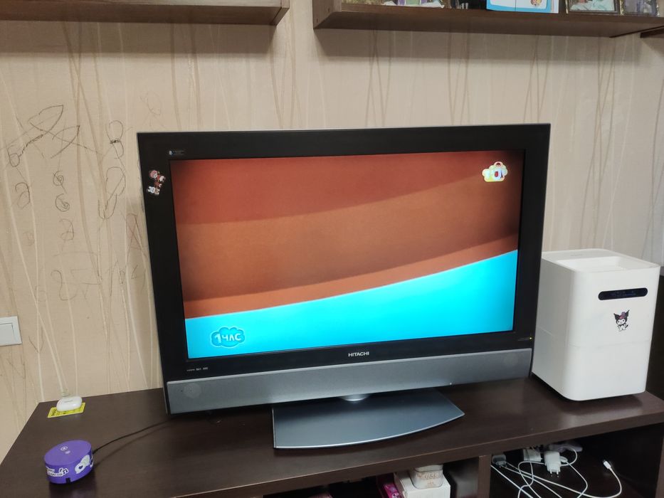 Телевизор Hitachi