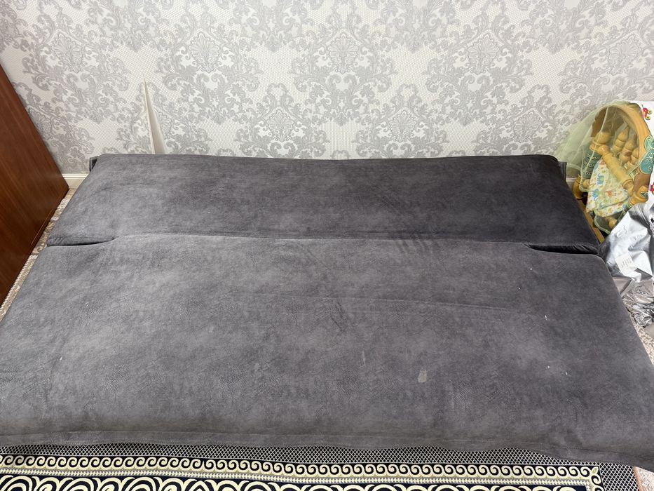 Диван раскоадной б/у