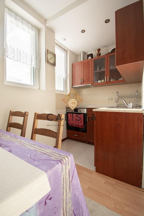 Дава се под наем Тристаен апартамент в София, Бъкстон - 80 кв.м за 699 € - Снимка #2