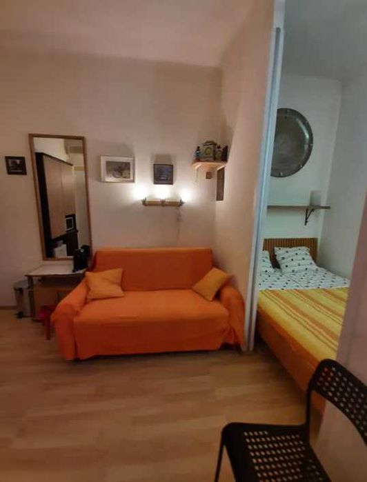 Дава се под наем Двустаен апартамент в Пловдив, Изгрев - 54 кв.м за 173.4 € - Снимка #1