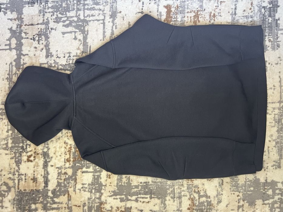 Оригинален Nike Tech Fleece Hoodie – Размер L – Като нов!