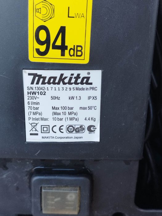 Водоструйка MAKITA HW102
