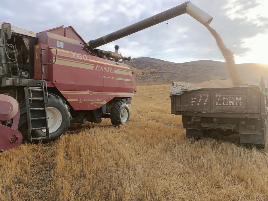 Продам Комбайн Есиль 760