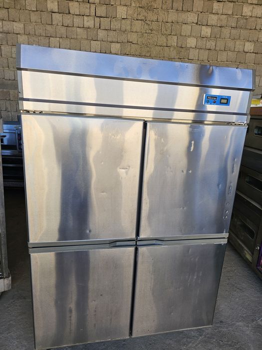 Xoladelnik 6 eshik 4 eshik va marazilka bor