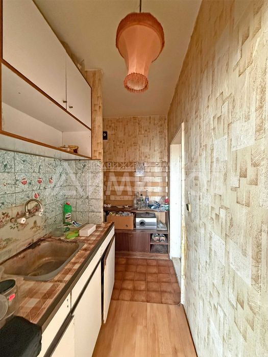Продава се Едностаен апартамент в Нови пазар - 41 кв.м за 523 €/кв.м - Снимка #8