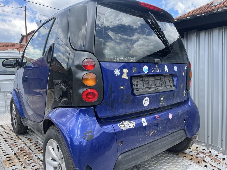 Smart ForTwo на части