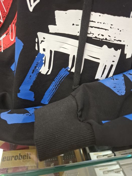 Продам недорого худи