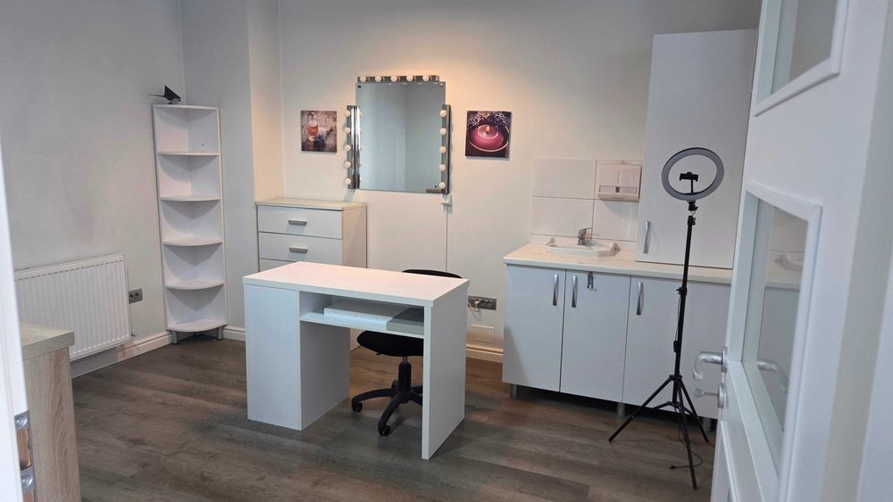 Inchiriez spatiu comercial 69 mp, Cluj-Napoca, Manastur