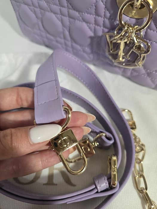 Налична чанта Dior D-Joy purple