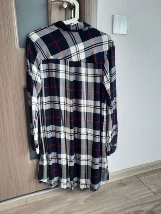 Camasa dama  ( tunica),marimea 36