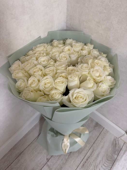 Цветы продам 10тыш