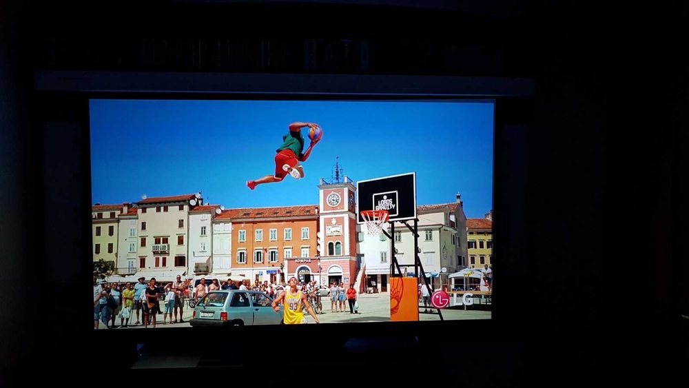 Ecran proiectie 100 inch ALR GREY Visual Experience rabatabil electric