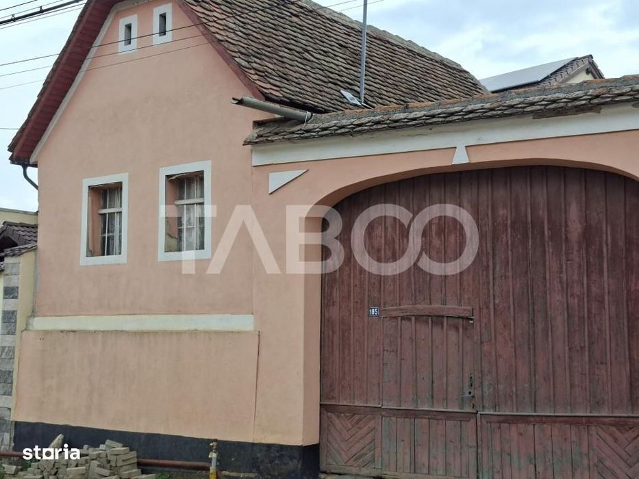 Casa individuala de vanzare in Poplaca -acces auto si strada asfaltata