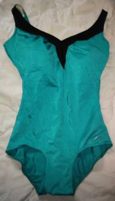 Costum de baie LA PERLA , model foarte frumos