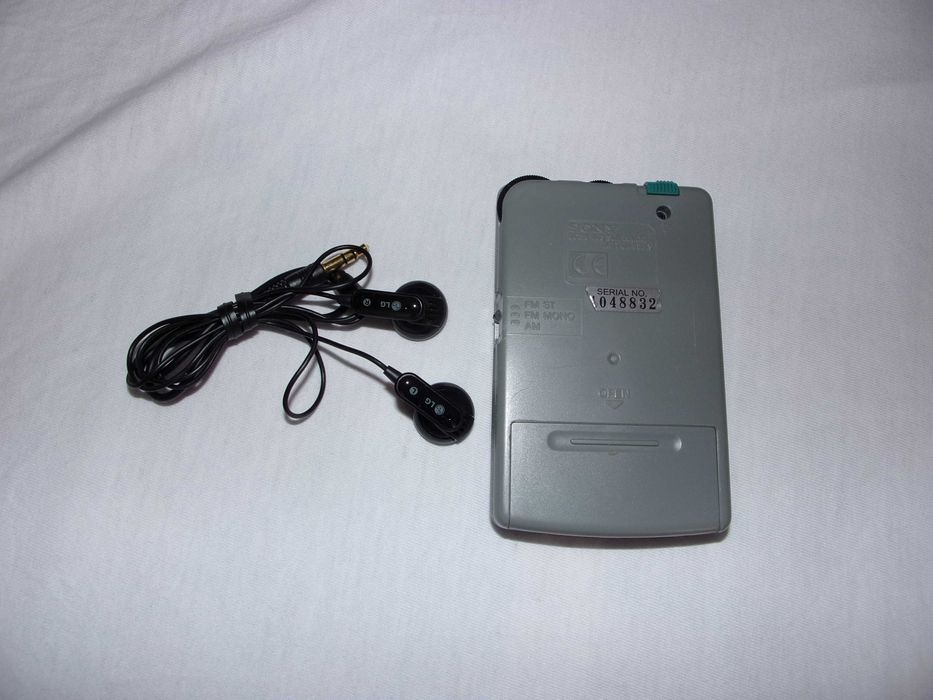 Radio Sony SRF-S16 cu casti
