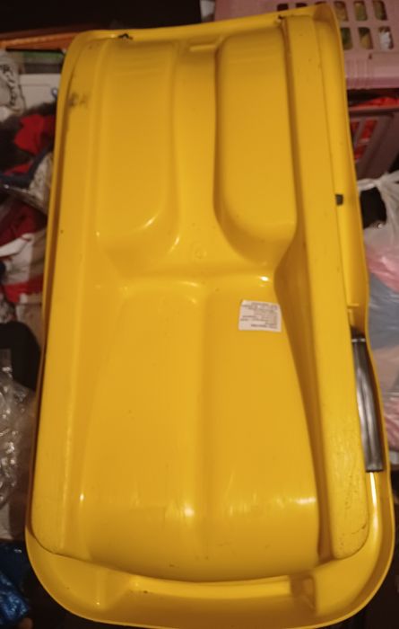 Детска пластмаса шейна