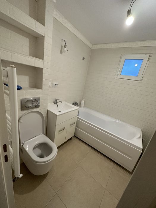 Apartament de inchiriat 4 camere