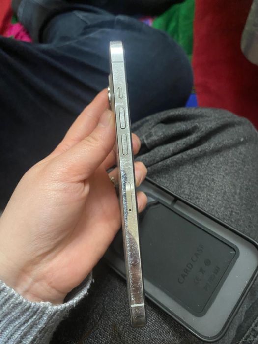 Продам 12 про макс