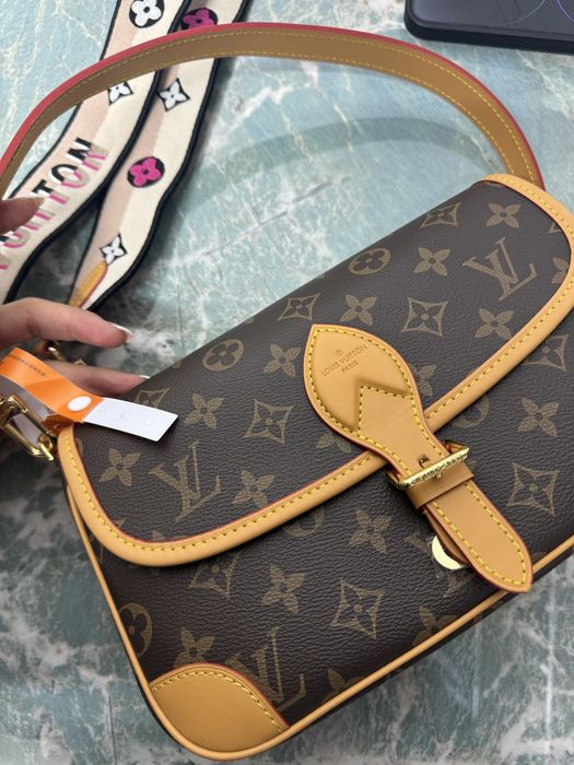 Сумка Сэтчел Diane LV Louis Vuitton