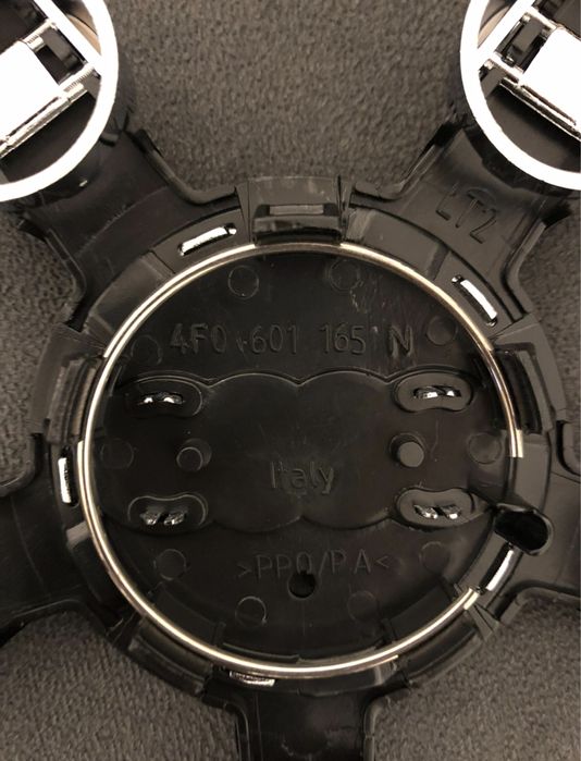 Set capace janta gheara stea Audi 135mm A4 A7 A6 Q5 Q7 Q3 B8 8L A2 A3